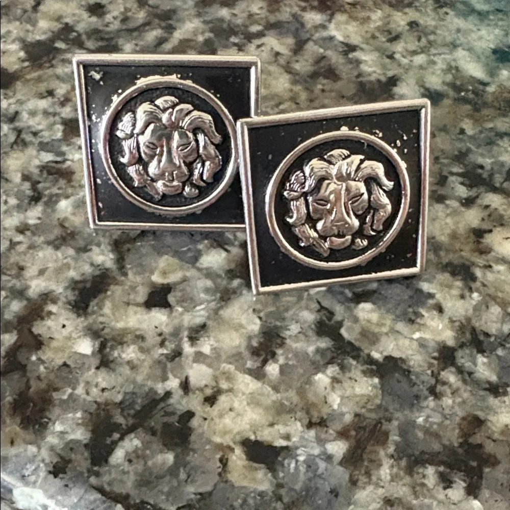 SWANK Silver and Black Lion Cufflinks